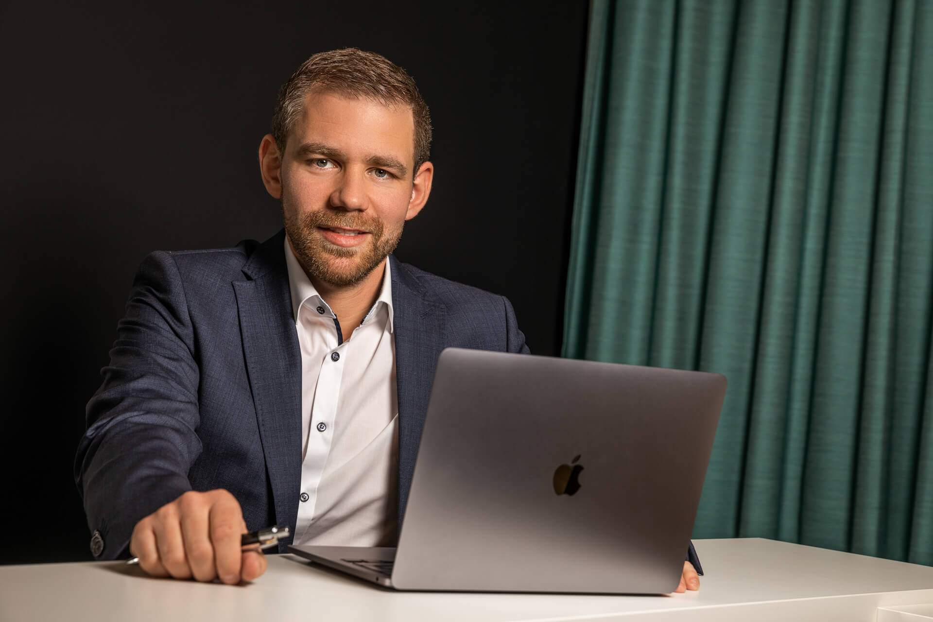 Businessfotos Niederösterreich Kronsteiner Rainer Businessportrait von Rainer Kronsteiner - IT-Security
