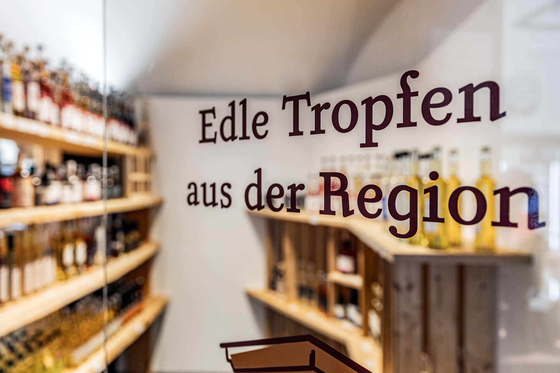 Thomas Riegler blickt in die Ferne / Zukunft